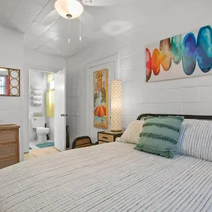 Island Time 1br Waterfront With View Of The Bay Holiday home Tampa