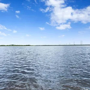 Deco Drive Waterfront 1bed On The Bay Holiday home Tampa